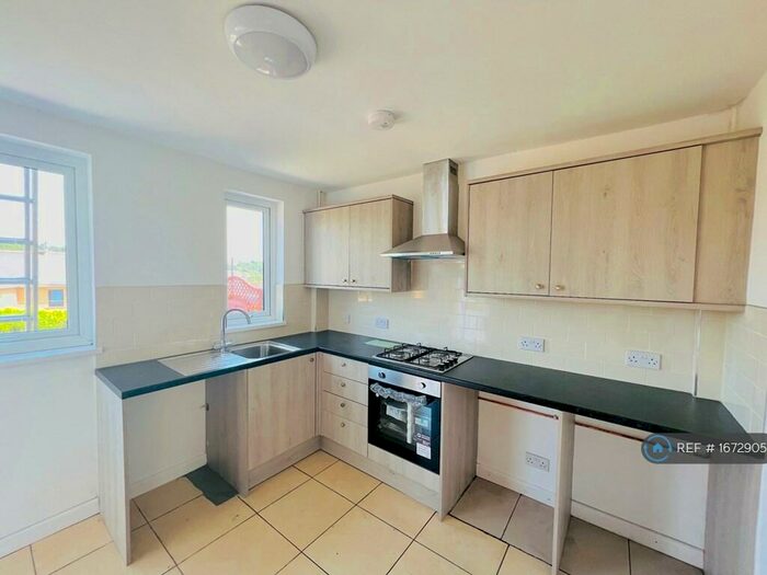 3 Bedroom Semi-Detached House To Rent In King Street, Pontypool, NP4