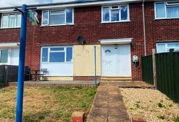 3 Bedroom House To Rent In Arundel Road, Yeovil, BA21