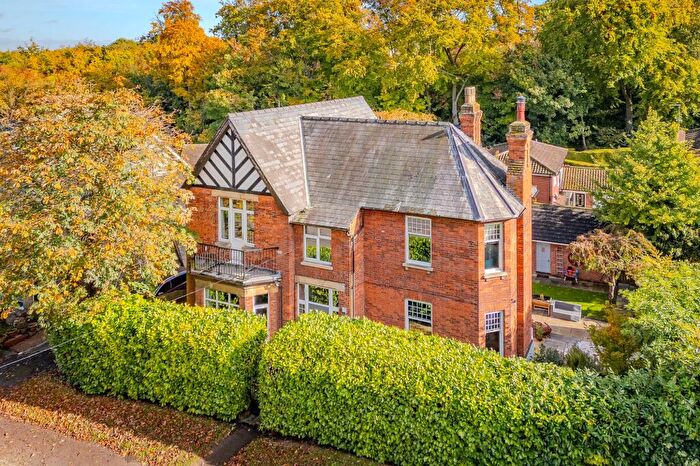 5 Bedroom Detached House For Sale In London Road, Royston, SG8
