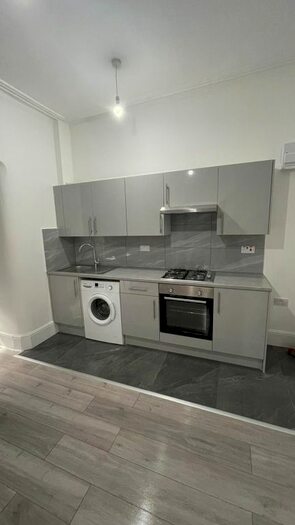1 Bedroom Flat To Rent In Oak Grove, London, NW2