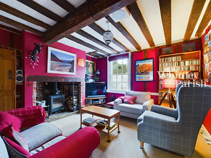 3 Bedroom Semi-Detached House For Sale In The Street, Rickinghall, IP22