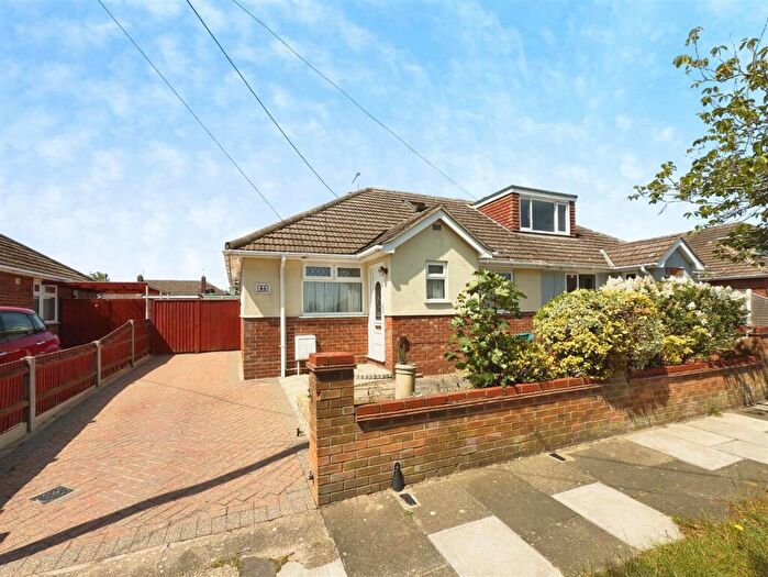 3 Bedroom Semi-Detached Bungalow For Sale In Highland Way, Oulton Broad, Lowestoft, Suffolk, NR33
