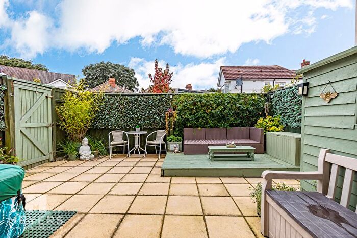 2 Bedroom Flat For Sale In Wheaton Road, Boscombe East, BH7