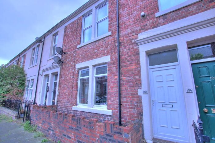 2 Bedroom Flat To Rent In Windsor Avenue, Gateshead, NE8