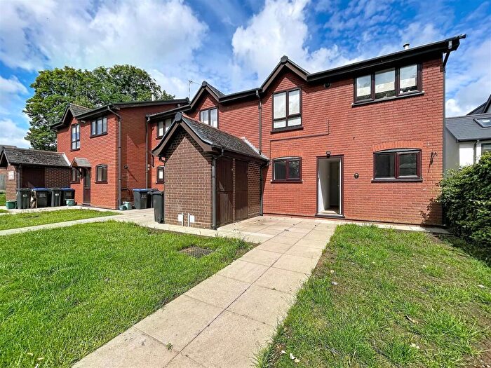 2 Bedroom Apartment To Rent In Coventry Road, Kenilworth, CV8