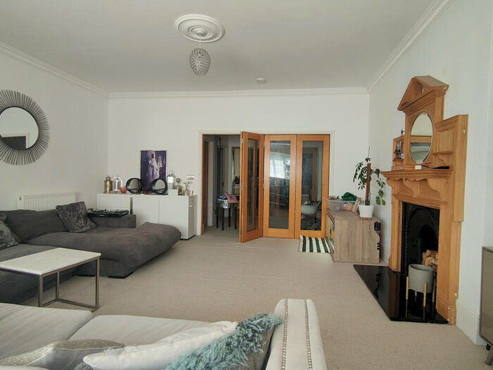 2 Bedroom Penthouse To Rent In Goddington Manor, Orpington, BR6