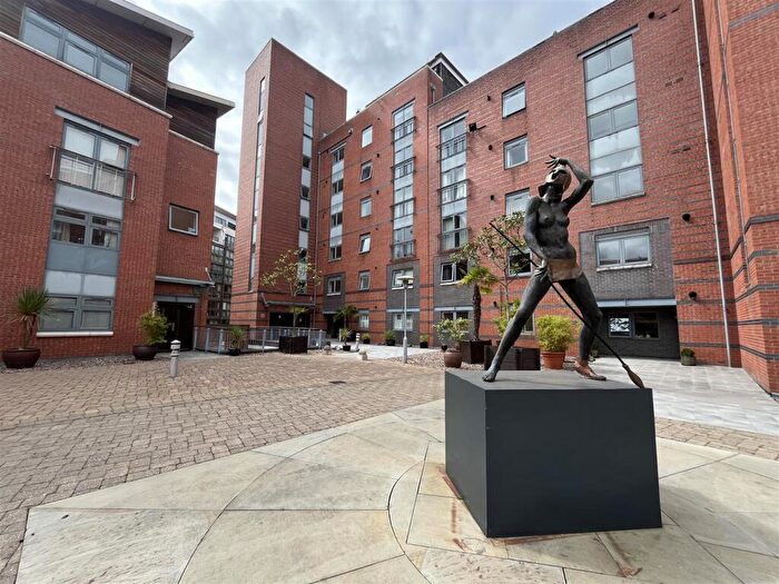 2 Bedroom Apartment To Rent In King Edwards Wharf, Sheepcote Street, Birmingham, B16