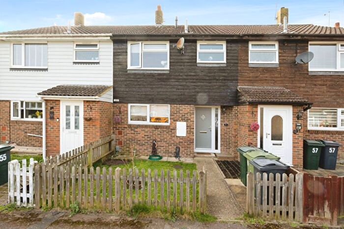 3 Bedroom Terraced House For Sale In Rectory Way, Kennington, Ashford, TN24