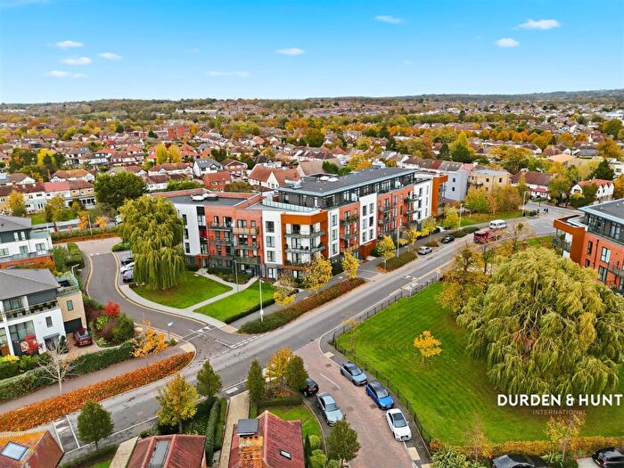 1 Bedroom Apartment For Sale In St. Clements Avenue, Harold Wood, RM3