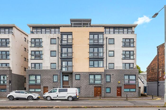 2 Bedroom Flat For Sale In / Lower Granton Road, Granton, Edinburgh, EH5