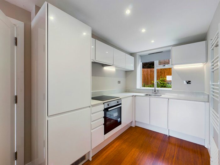 2 Bedroom Maisonette To Rent In Westover Court, Downley, High Wycombe, HP13