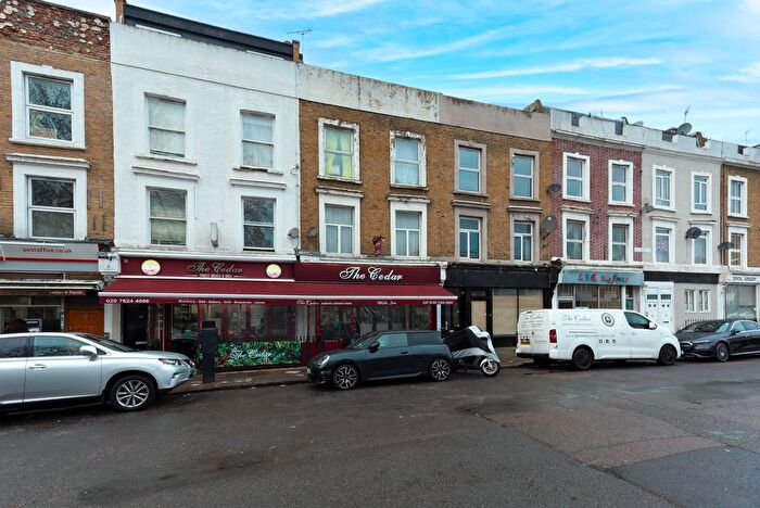 2 Bedroom Flat For Sale In Malvern Road, London, NW6
