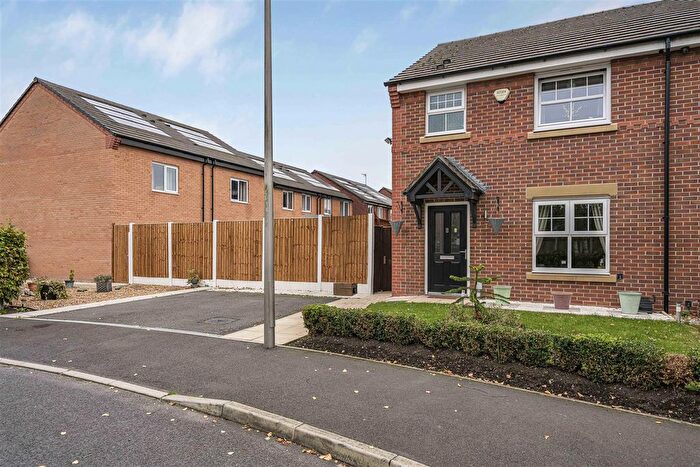 3 Bedroom Semi-Detached House For Sale In Baines Close, Leigh, WN7