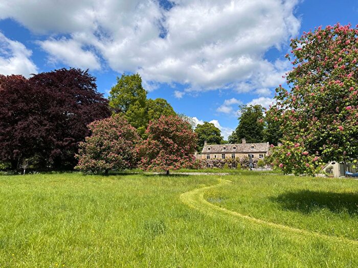 5 Bedroom Detached House For Sale In Ready Token, Cirencester, GL7