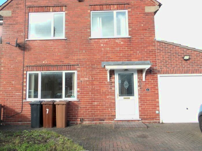3 Bedroom Semi-Detached House To Rent In Anderson Lane, Lincoln, Lincolnshire, LN1