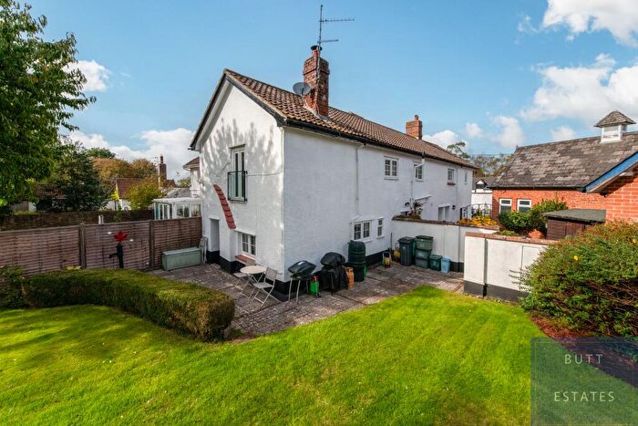 4 Bedroom Semi-Detached House For Sale In Slades Cottage, Parsons Lane, Exeter, EX5