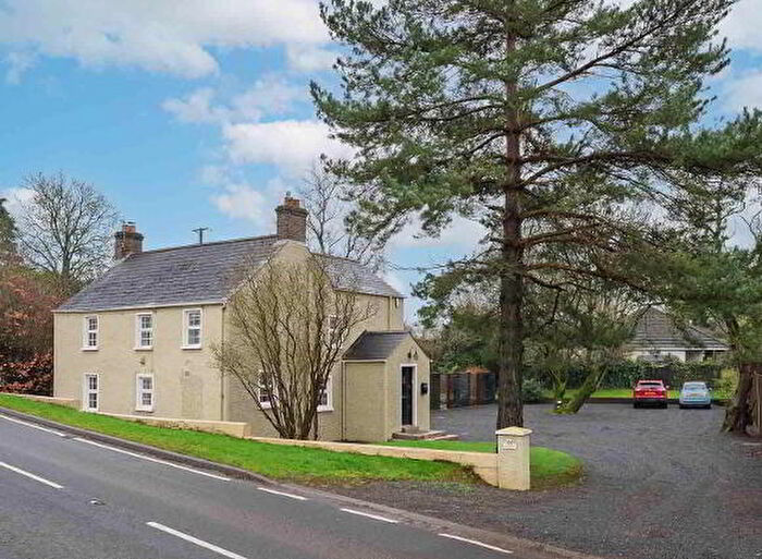 3 Bedroom Cottages For Sale In Ballynahinch Road, Hillsborough, BT26