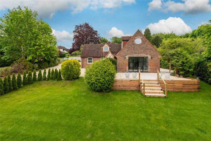 4 Bedroom Detached House For Sale In Woodend, Leatherhead, Surrey, KT22
