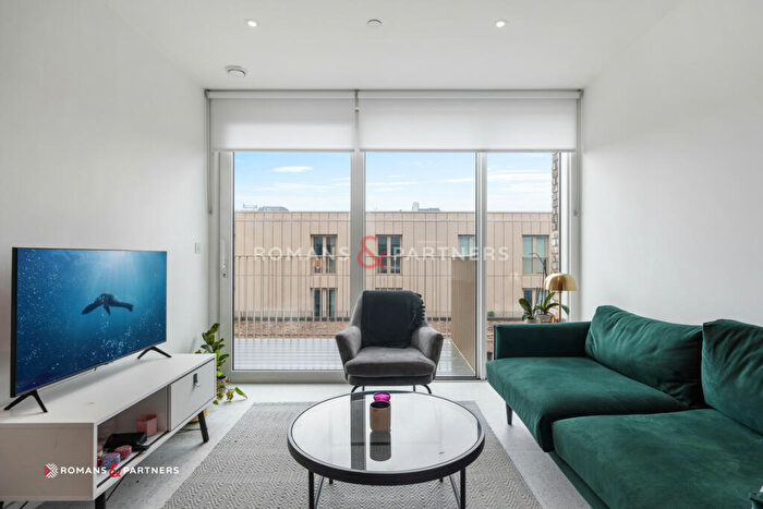 2 Bedroom Apartment To Rent In The Georgette, Whitechapel, E1