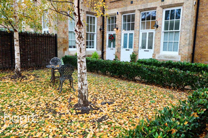 3 Bedroom Terraced House To Rent In Chapel Drive, Dartford, DA2