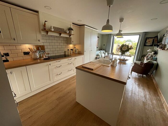 4 Bedroom Property For Sale In Newchester Cross, Merriott- Deceptively Spacious, TA16