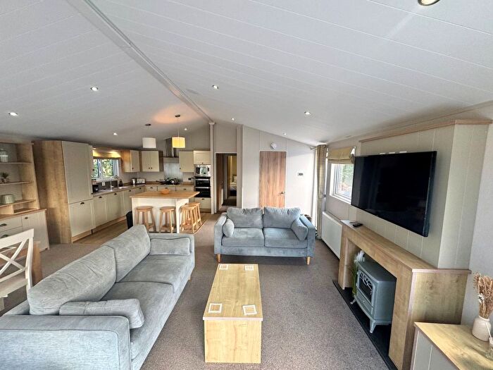 2 Bedroom Mobile/park Home For Sale In Combe Martin, Ilfracombe, EX34