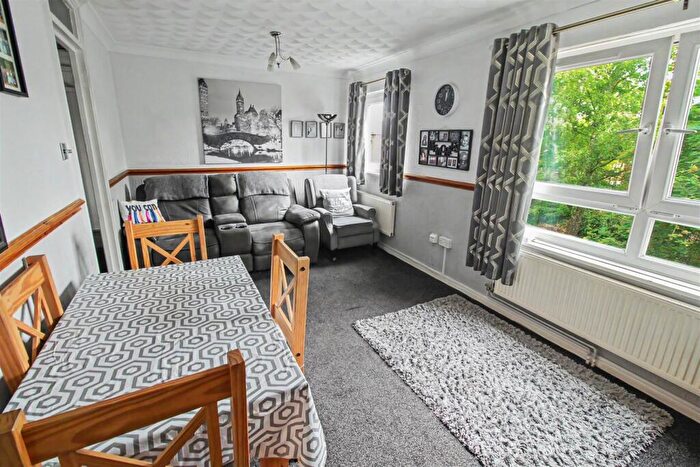 1 Bedroom Apartment For Sale In Langley Walk, Norwich, NR2