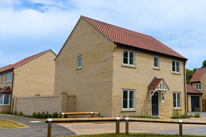 4 Bedroom Detached House For Sale In Dragonfly Way, Holt, NR25