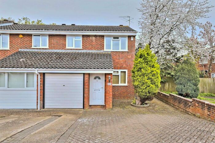 3 Bedroom End Of Terrace House To Rent In Aylsham Drive, Ickenham, UB10