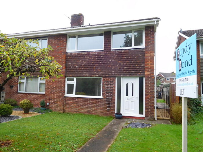 3 Bedroom Semi-Detached House To Rent In Finch Road, Chipping Sodbury, BS37