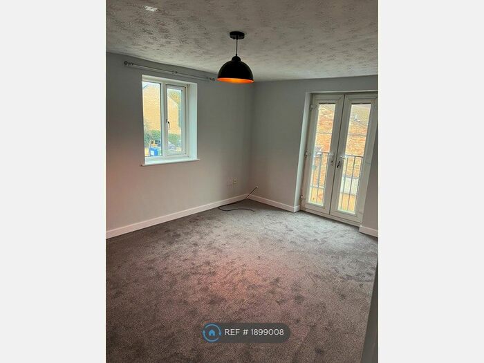 2 Bedroom Flat To Rent In Bevills Place, March, PE15