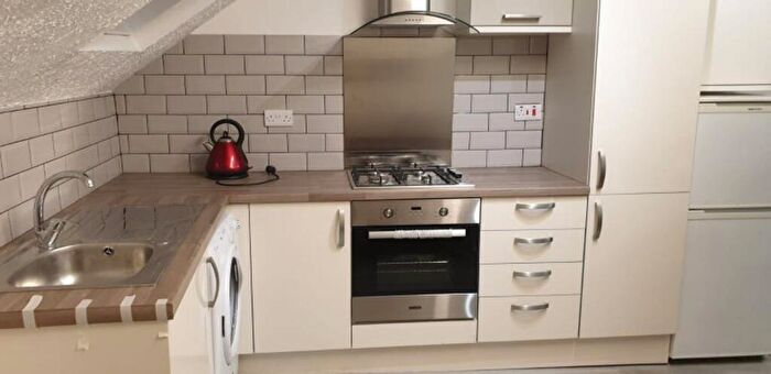 1 Bedroom Flat To Rent In Fenella Street, Manchester, M13