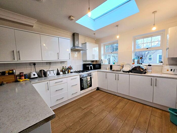 4 Bedroom Terraced House To Rent In Himley Road, London, SW17