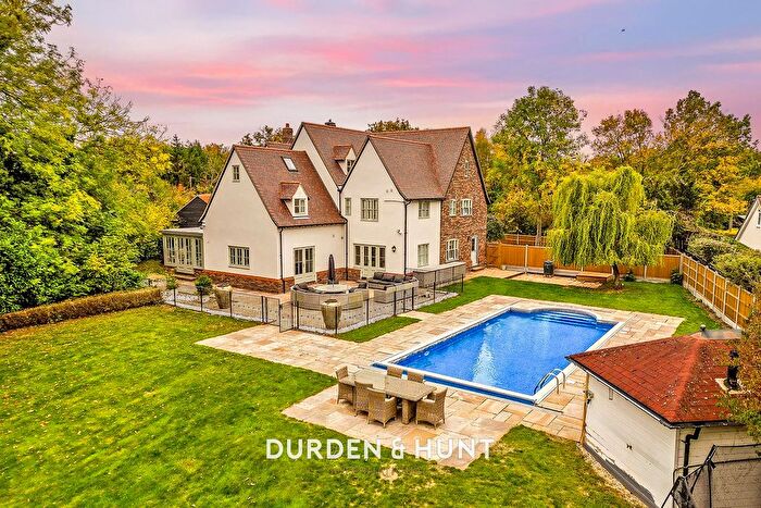 8 Bedroom Detached House For Sale In Pharisee Green, Dunmow, CM6