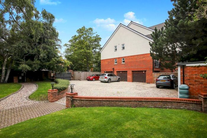 1 Bedroom Apartment To Rent In Portland Road, Birmingham, B16