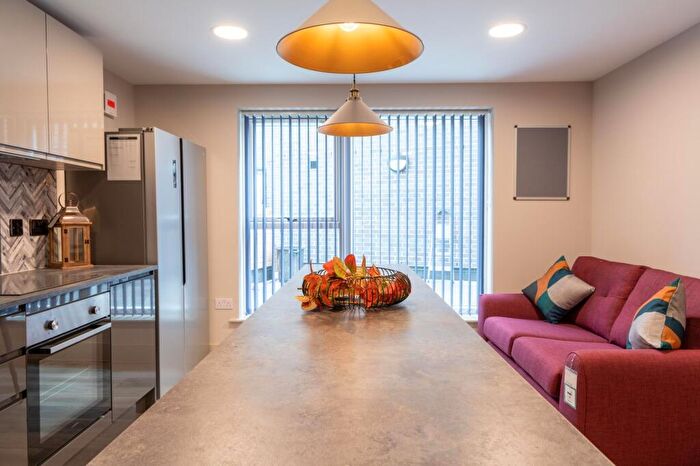 1 Bedroom Flat To Rent In Gloucester Road, Bristol, BS7