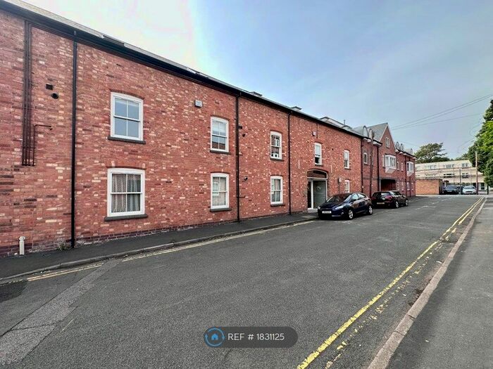 2 Bedroom Flat To Rent In Mitaka House, Leamington Spa, CV32