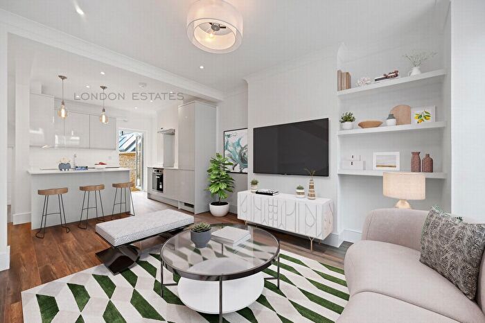 1 Bedroom Flat To Rent In Lochaline Street, Hammersmith, W6