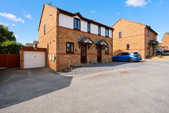 2 Bedroom Semi Detached House For Sale In Coughton Drive, Sydenham, Leamington Spa, CV31