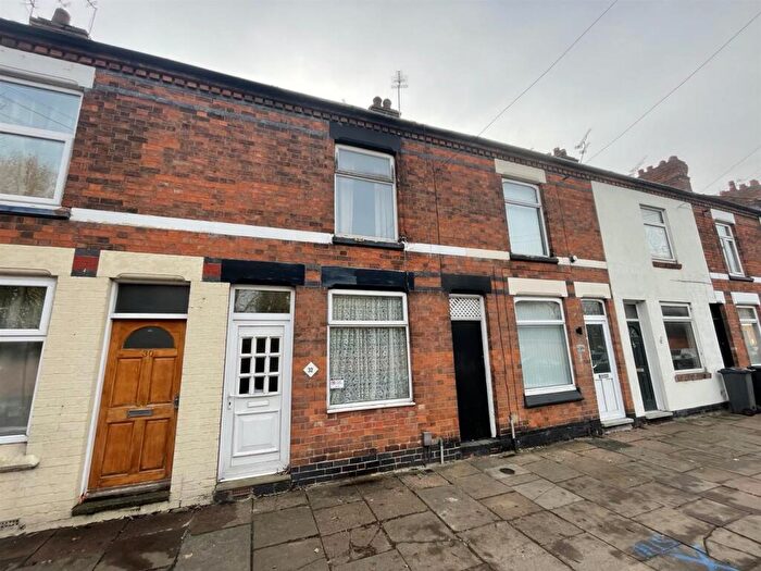 3 Bedroom Terraced House For Sale In Boundary Road, Leicester, LE2