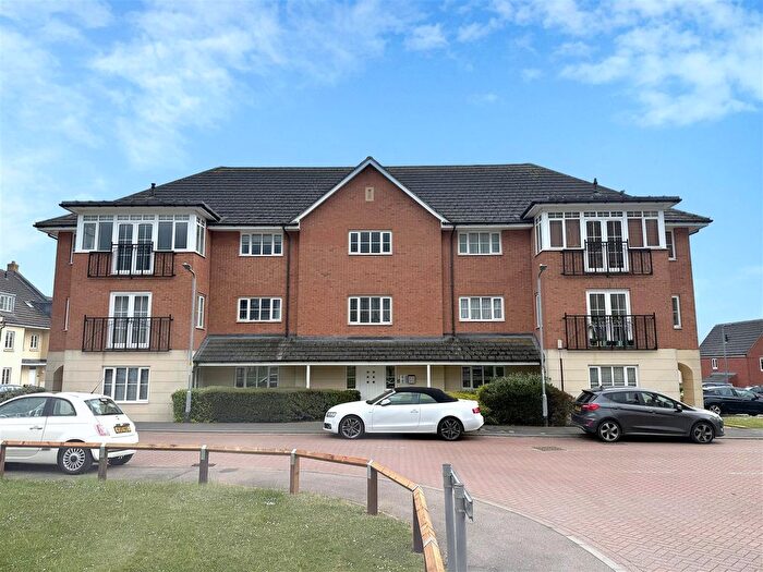 1 Bedroom Flat For Sale In St. Crispin Crescent, Duston, NN5