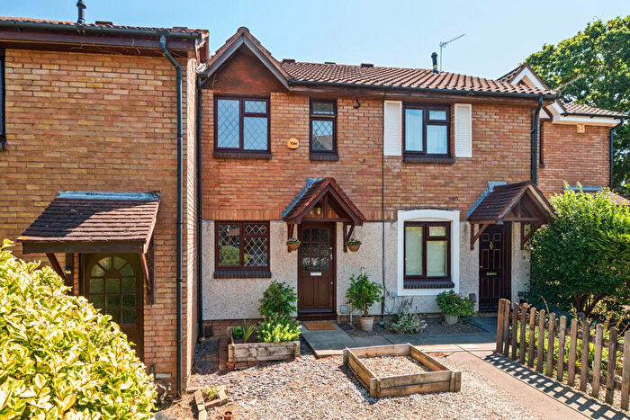 2 Bedroom Terraced House For Sale In Gables Close, Lee, SE12