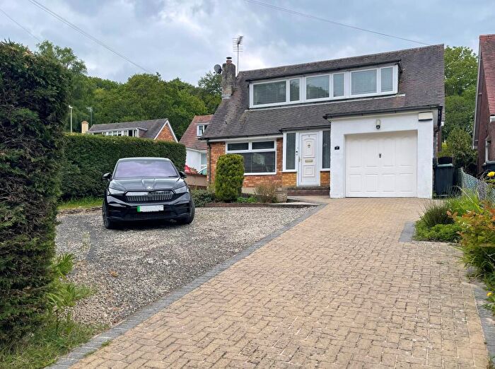 3 Bedroom Chalet For Sale In Linwood Close, Hythe, SO45