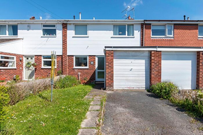 3 Bedroom Semi-Detached House For Sale In Fraser Court, Chester, CH4