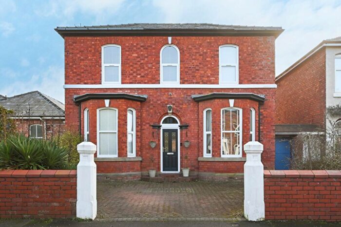 4 Bedroom Detached House For Sale In Linaker Street, Southport, PR8