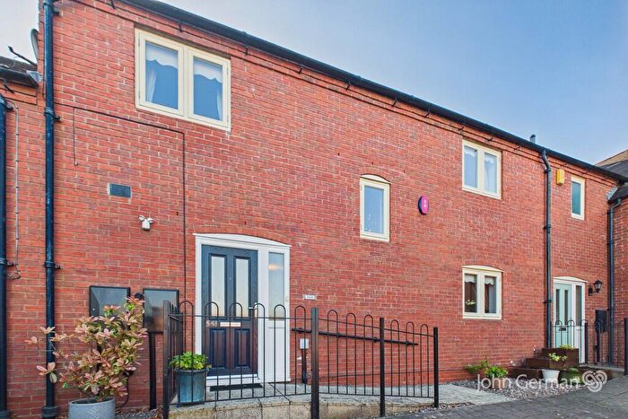 3 Bedroom Barn Conversion For Sale In Burton Road, Midway, DE11