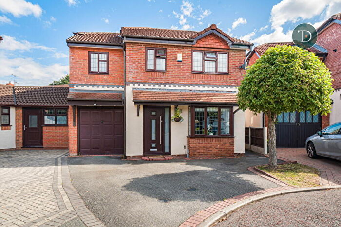 5 Bedroom Detached House For Sale In Oxford Close, Great Sutton, Ellesmere Port, CH66