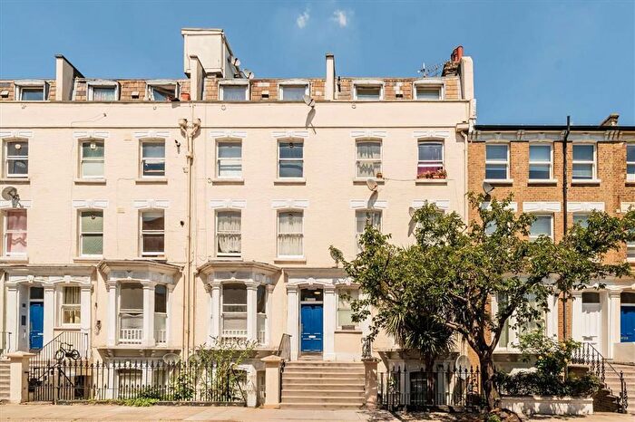 2 Bedroom Flat For Sale In Minford Gardens, London, W14