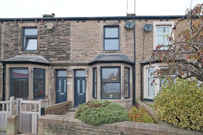 2 Bedroom Terraced House To Rent In Bankfield Terrace, Barnoldswick, Lancashire, BB18