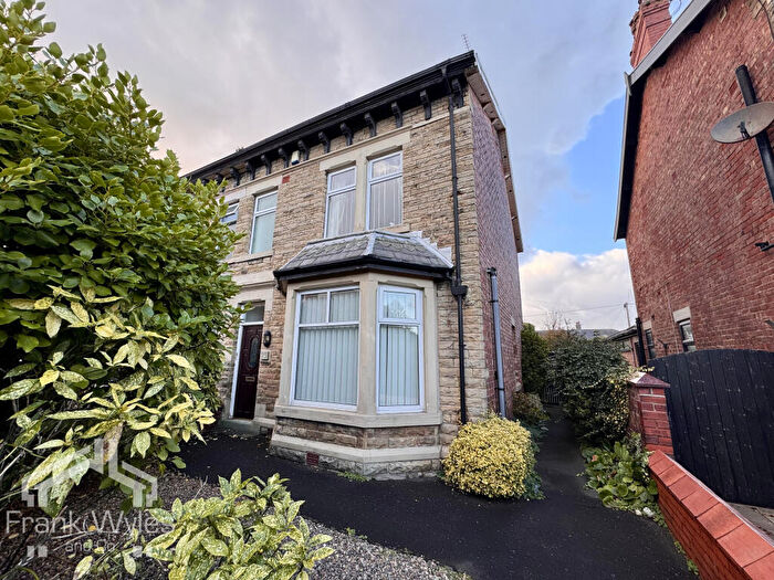 3 Bedroom Semi Detached House For Sale In Woodlands Road, Lytham St. Annes, Lancashire, FY8